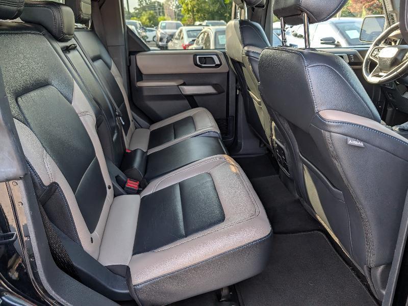Ford Bronco Base 4-Door w/Advanced 2022