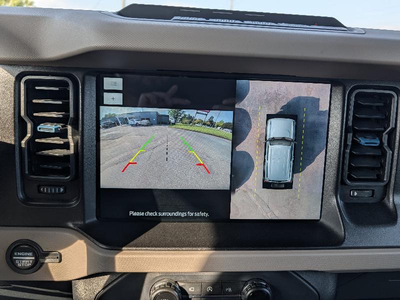 Ford Bronco Base 4-Door w/Advanced 2022