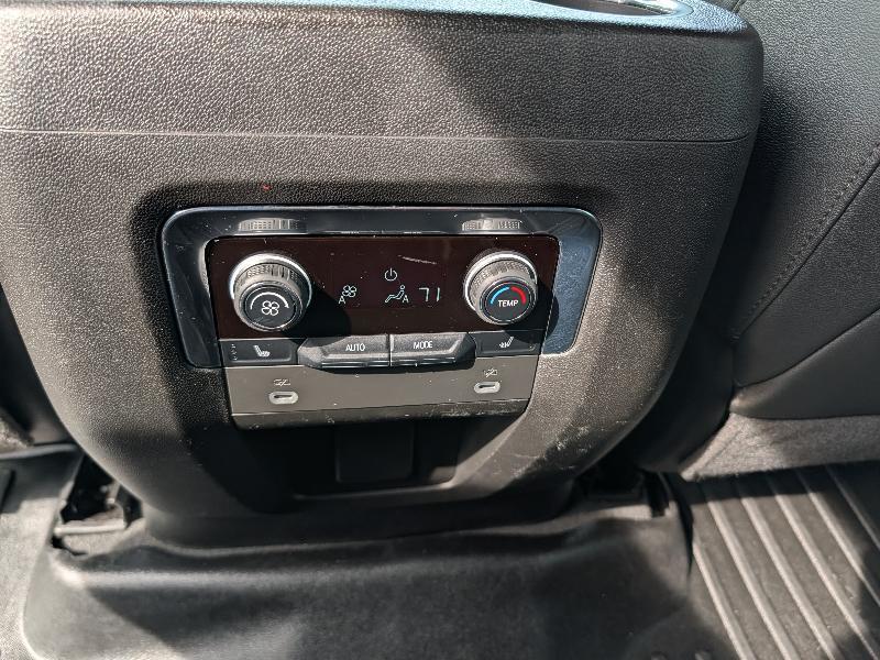 Chevrolet Tahoe Premier 2023
