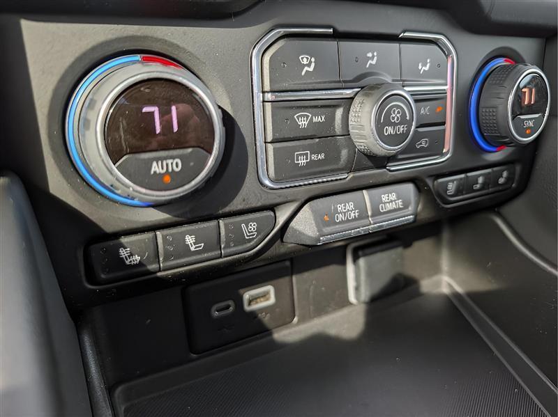 Chevrolet Tahoe Premier 2023