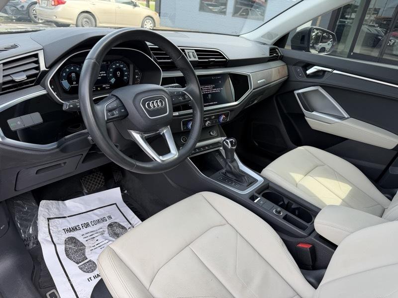Audi Q3 Premium 40 TFSI quattro 2022