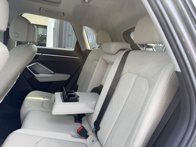 Audi Q3 Premium 40 TFSI quattro 2022