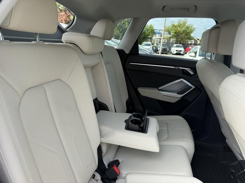 Audi Q3 Premium 40 TFSI quattro 2022