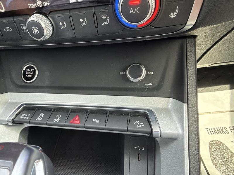 Audi Q3 Premium 40 TFSI quattro 2022