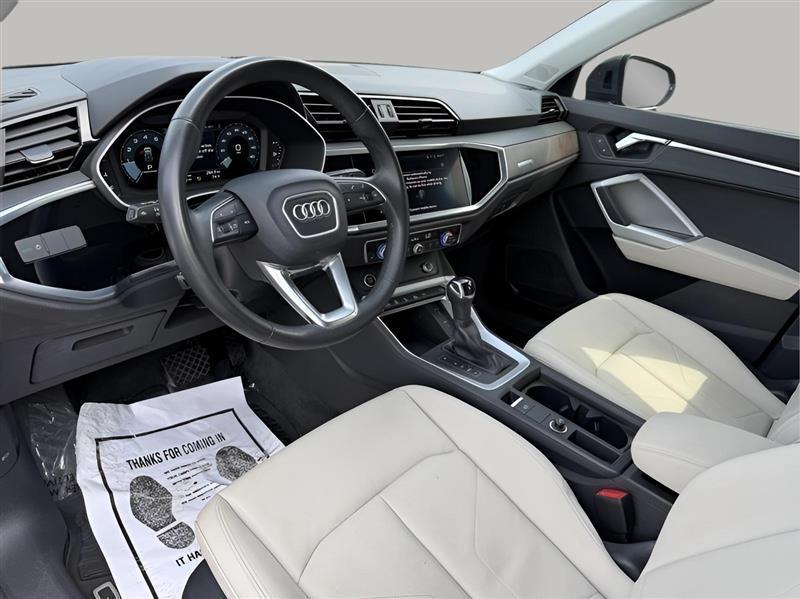 Audi Q3 Premium quattro 2022