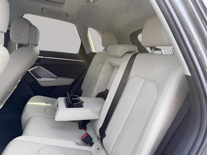 Audi Q3 Premium quattro 2022