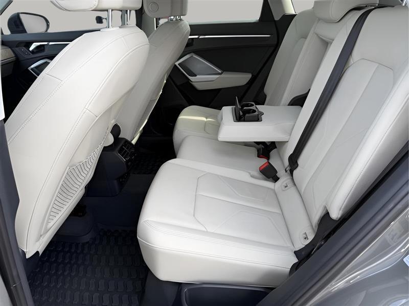 Audi Q3 Premium quattro 2022