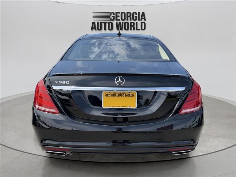 Mercedes-Benz S-Class S550 2015