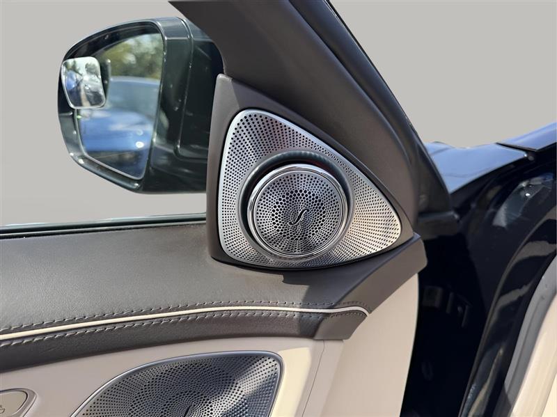 Mercedes-Benz S-Class S550 2015