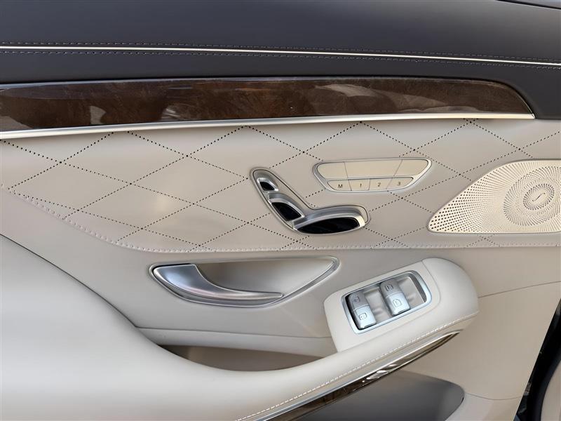 Mercedes-Benz S-Class S550 2015