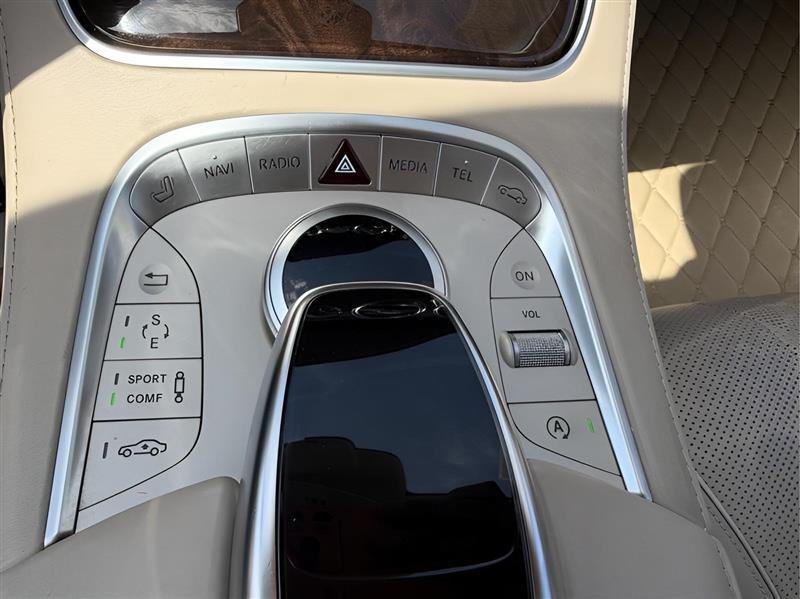 Mercedes-Benz S-Class S550 2015