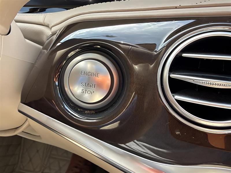 Mercedes-Benz S-Class S550 2015