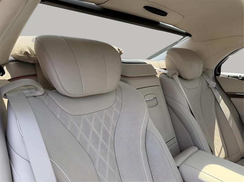 Mercedes-Benz S-Class S550 2015