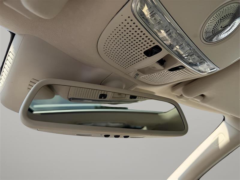 Mercedes-Benz S-Class S550 2015