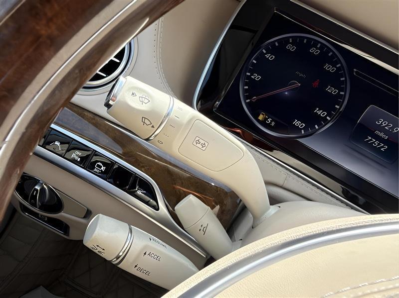 Mercedes-Benz S-Class S550 2015