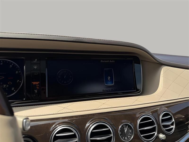 Mercedes-Benz S-Class S550 2015