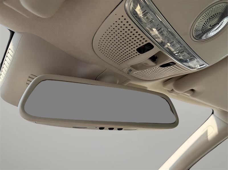 Mercedes-Benz S-Class S550 2015
