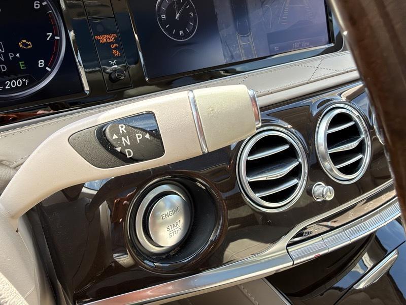 Mercedes-Benz S-Class S550 2015