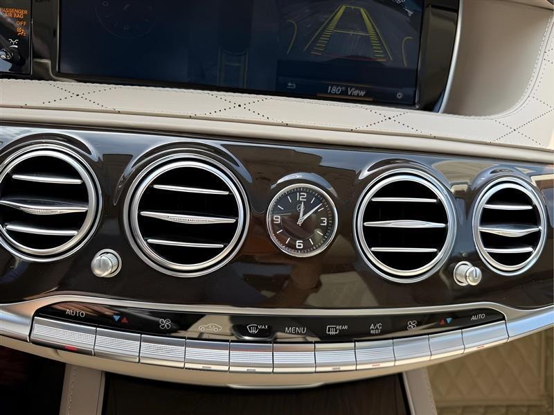 Mercedes-Benz S-Class S550 2015