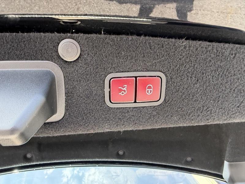 Mercedes-Benz S-Class S550 2015