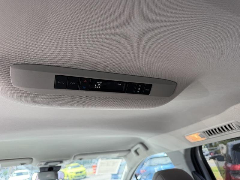 Toyota Sienna LE 8-Passenger 2021
