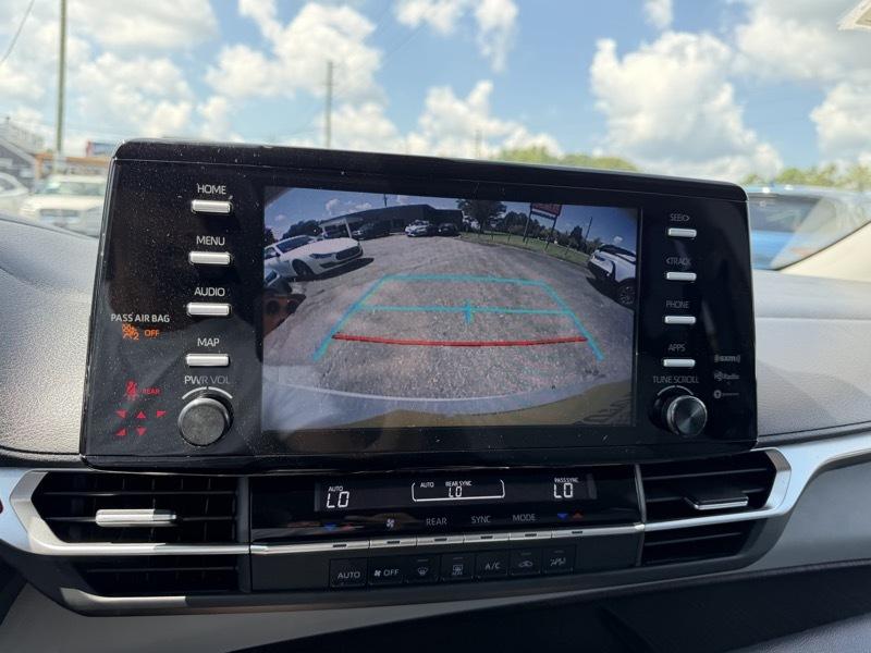 Toyota Sienna LE 8-Passenger 2021