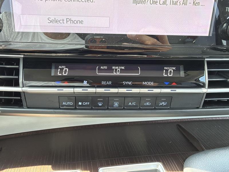 Toyota Sienna LE 8-Passenger 2021