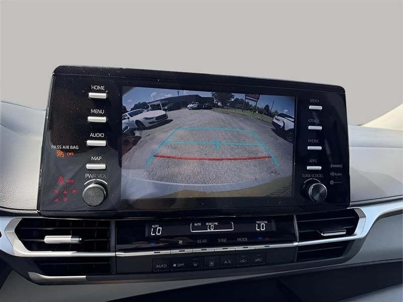 Toyota Sienna LE 8-Passenger 2021