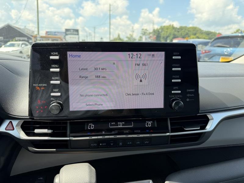 Toyota Sienna LE 8-Passenger 2021