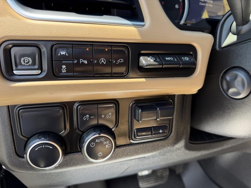 Chevrolet Suburban Premier 2021