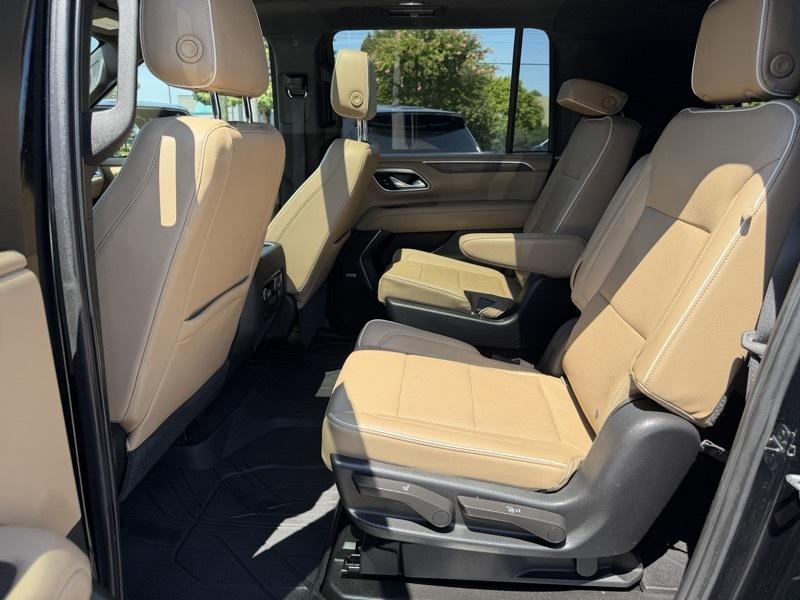 Chevrolet Suburban Premier 2021