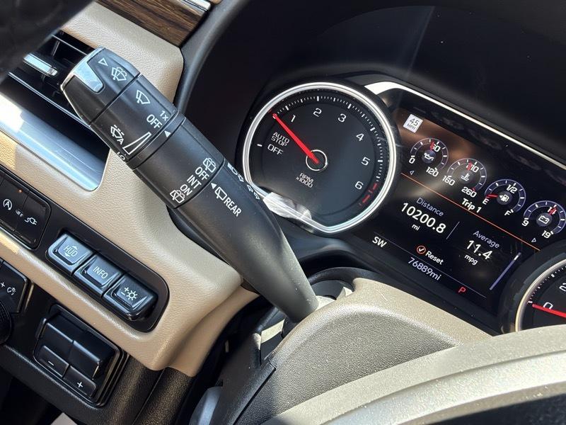 Chevrolet Suburban Premier 2021