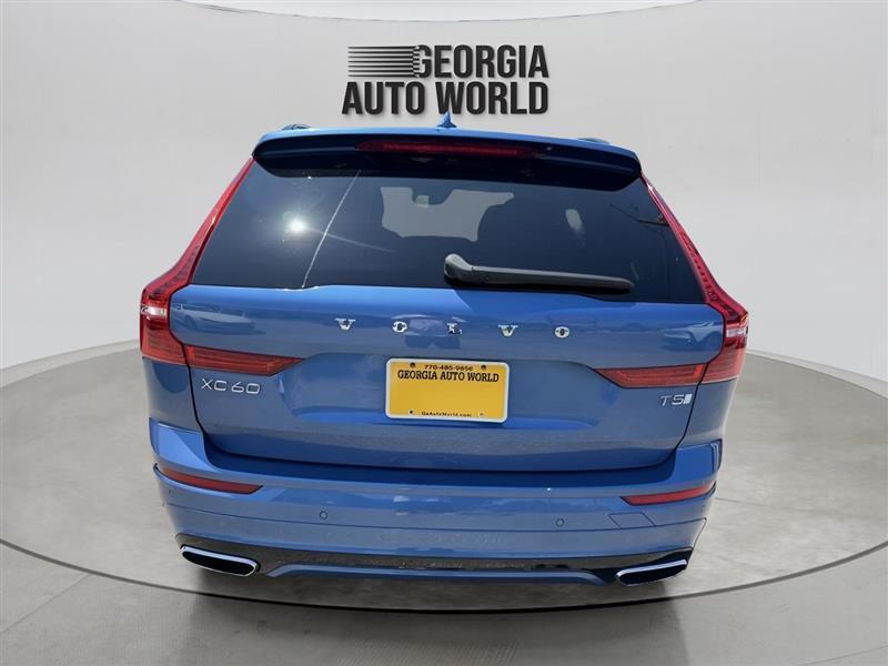 Volvo XC60 T5 R-Design 2021