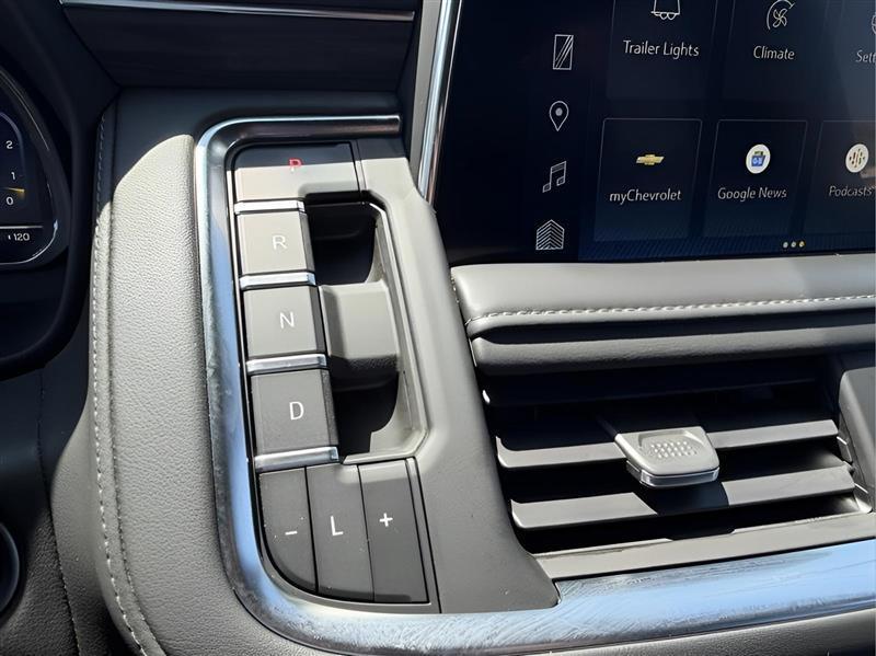 Chevrolet Suburban LT 2WD 2022