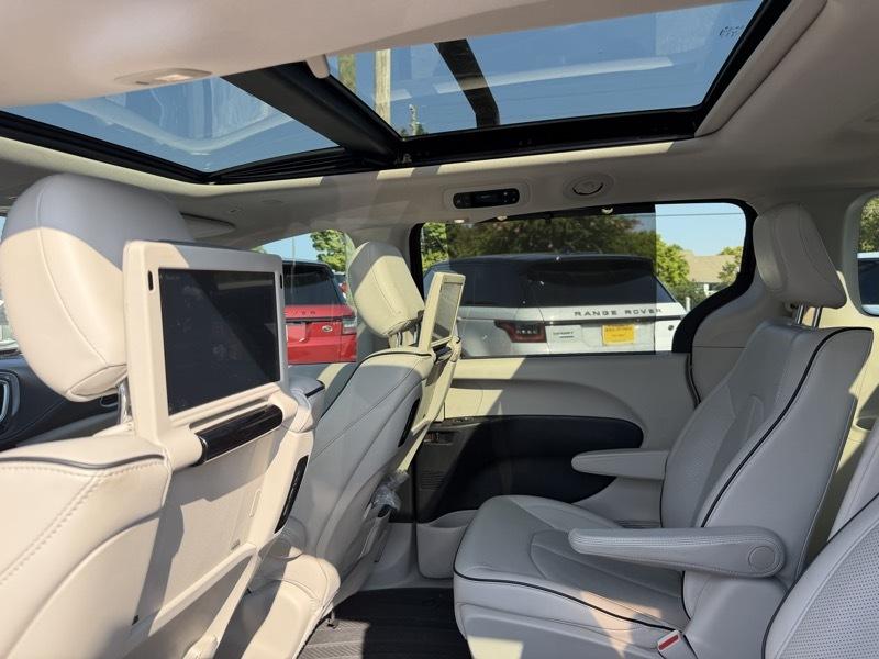 Chrysler Pacifica Hybrid Limited 2018