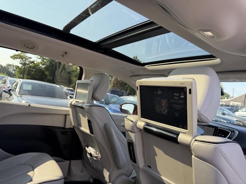 Chrysler Pacifica Hybrid Limited 2018