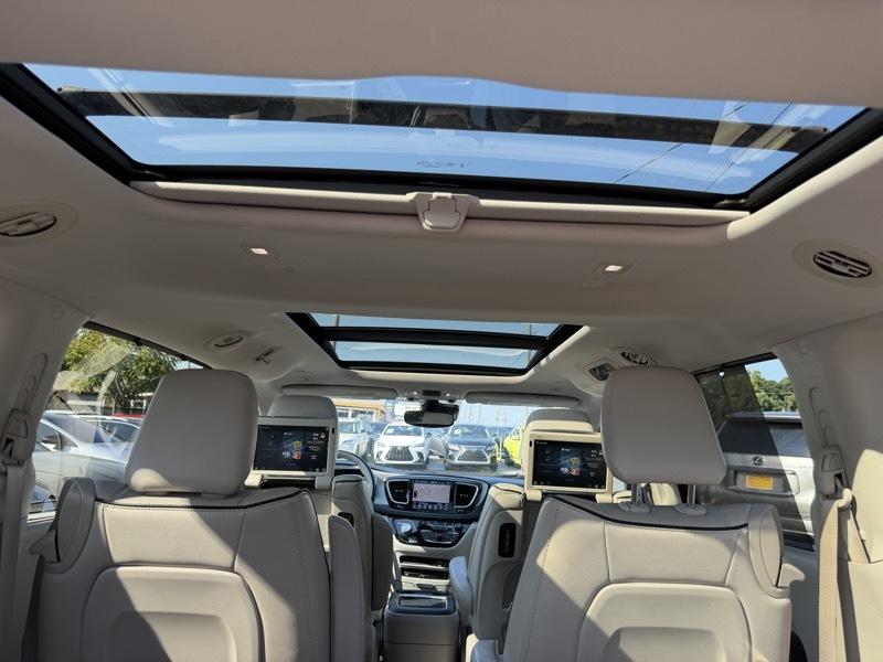 Chrysler Pacifica Hybrid Limited 2018