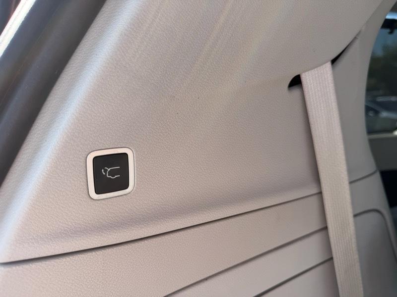 Chrysler Pacifica Hybrid Limited 2018