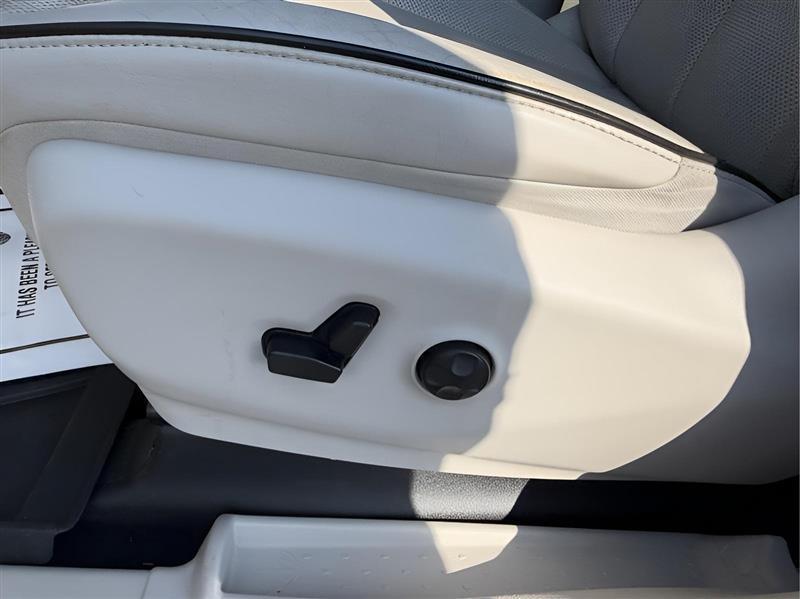 Chrysler Pacifica Hybrid Limited 2018