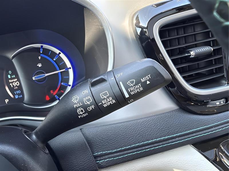 Chrysler Pacifica Hybrid Limited 2018