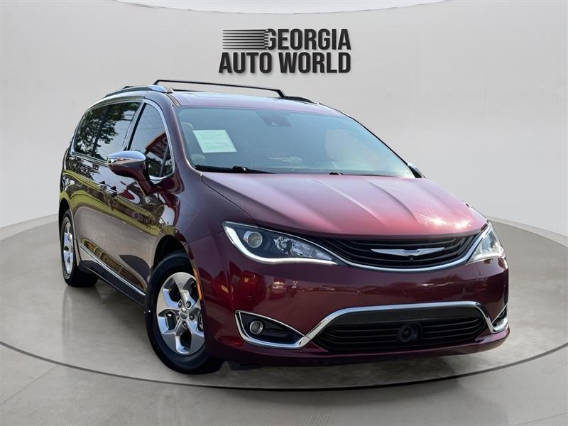 Chrysler Pacifica Hybrid Limited 2018