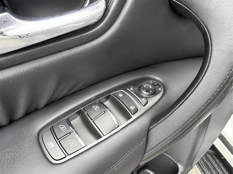 Nissan Armada SL 2WD 2022