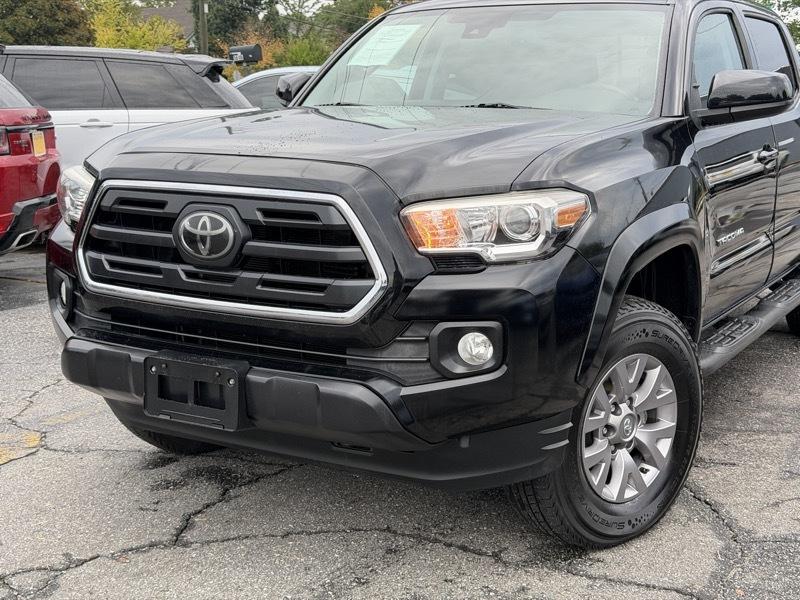 Toyota Tacoma 4WD Double Cab V6 AT (Natl) 2018