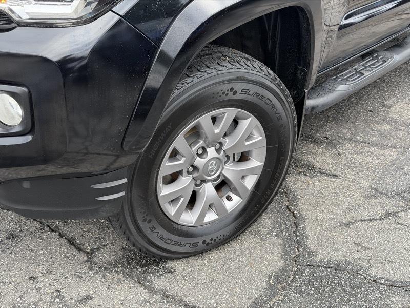 Toyota Tacoma 4WD Double Cab V6 AT (Natl) 2018