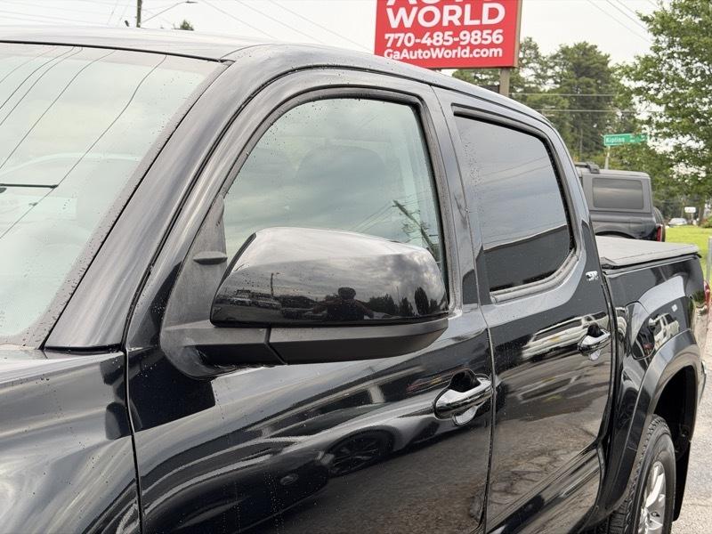 Toyota Tacoma 4WD Double Cab V6 AT (Natl) 2018