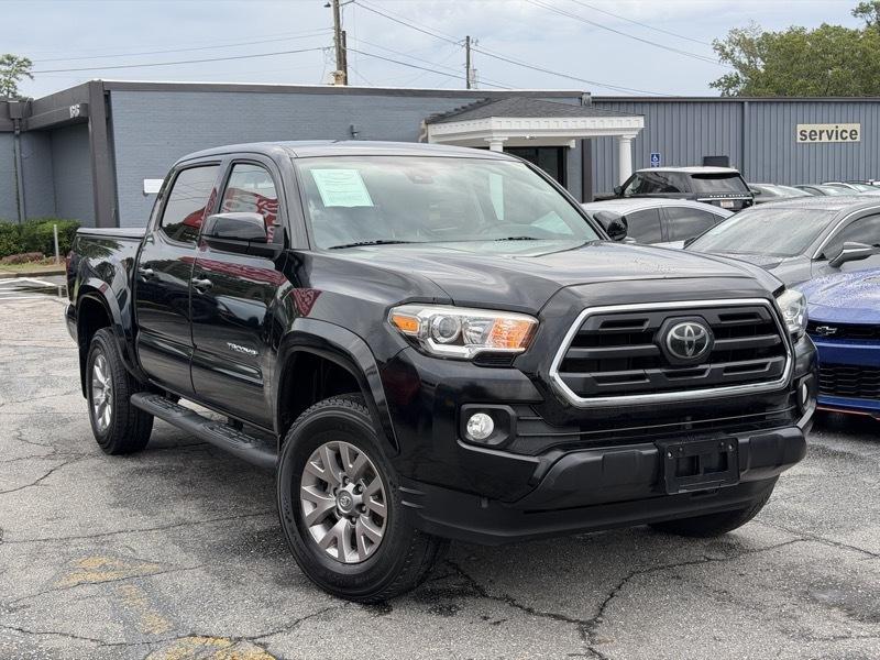 Toyota Tacoma 4WD Double Cab V6 AT (Natl) 2018