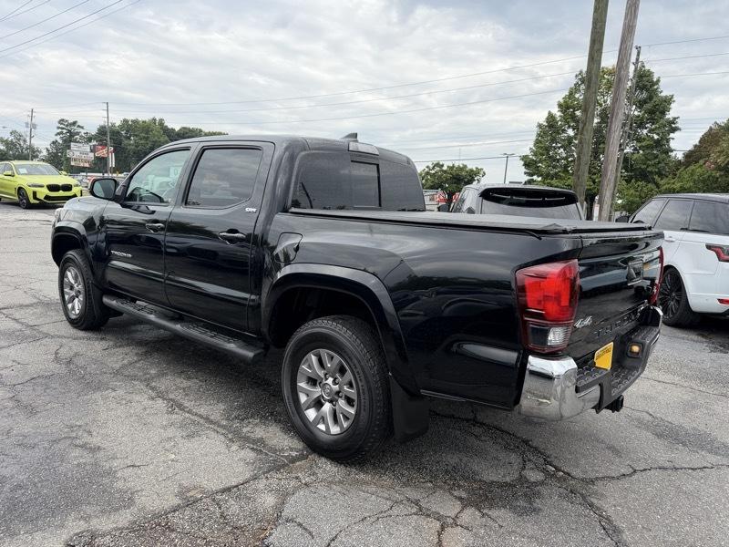Toyota Tacoma 4WD Double Cab V6 AT (Natl) 2018