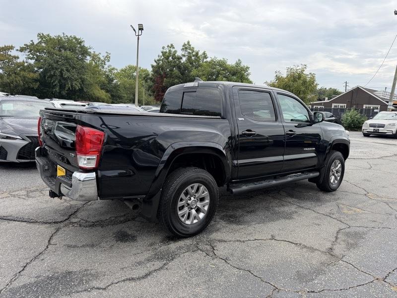 Toyota Tacoma 4WD Double Cab V6 AT (Natl) 2018