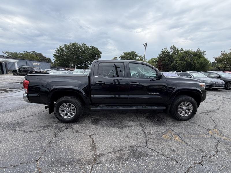 Toyota Tacoma 4WD Double Cab V6 AT (Natl) 2018