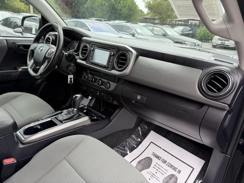 Toyota Tacoma 4WD Double Cab V6 AT (Natl) 2018
